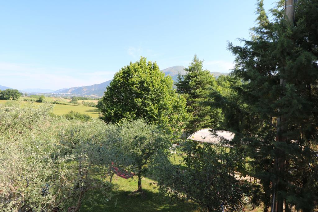 Santa Croce Villa Fossato di Vico Eksteriør bilde