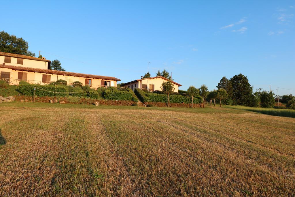 Santa Croce Villa Fossato di Vico Eksteriør bilde